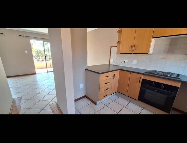 2 BEDROOM APARTMENT FOR SALE IN MORELETAPARK